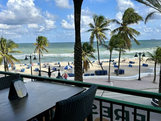 Con Murphy's Ocean Bar & Grill by null