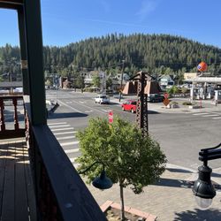 The Truckee Hotel - View from hotel balcony, looking west