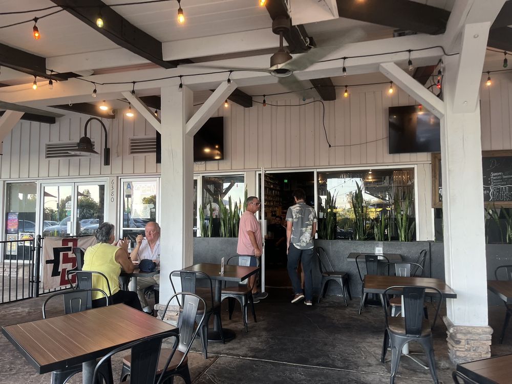 KNB Bistro