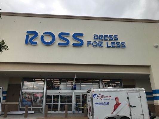 ok google what time does ross close