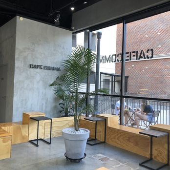 Cafe Comma - Seating area - Coffee & Tea Near Me - Atlanta, Georgia