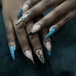 Freecoat Nails