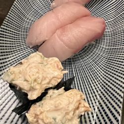 Maguroya - Hamachi and crab mayo - YES!!