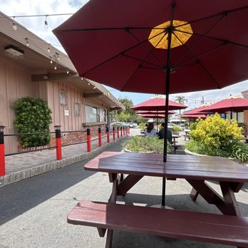Mission Tasty Hut - Patio area - Seafood Near Me - Fremont, California Mission Tasty Hut - Patio area - Seafood Near Me - Fremont, California