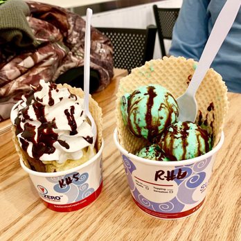 Sub Zero Nitrogen Ice Cream - Desserts Near Me - Waco, Texas