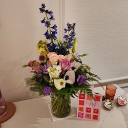 WildFlower Stem + Sundry - Stayed fresh and fragrant for days!