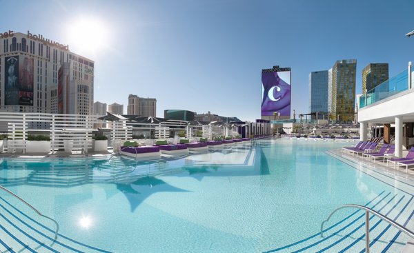 Boulevard Pool by null