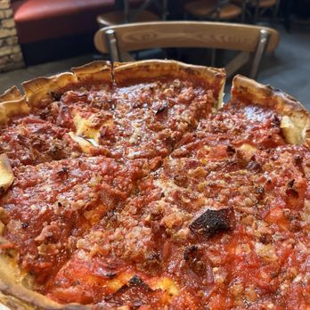Giordano's - Deep dish meat and more meat - Pizza Near Me - Chicago, Illinois Giordano's - Deep dish meat and more meat - Pizza Near Me - Chicago, Illinois