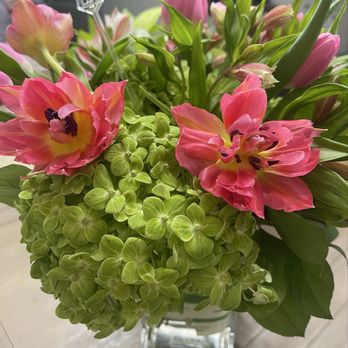 Village Florist - Spring flower arrangement - Florists Near Me - Granada Hills, California Village Florist - Spring flower arrangement - Florists Near Me - Granada Hills, California