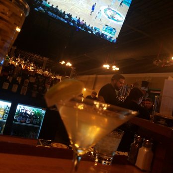 Old School Bar & Grill - Bars Near Me - Windham, New Hampshire