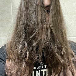 Xenia Claudeth Salon