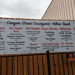Canyon Street Courtyard - Menu