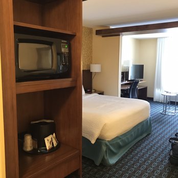 Fairfield by Marriott Inn & Suites Princeton - Microwave, fridge/freezer, coffee station - Hotels Near Me - Princeton, West Virginia