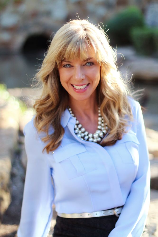 Holly E. Fuller - divorce attorney in Allen, TX