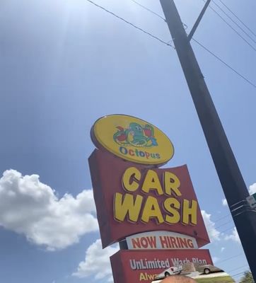Octopus Car Wash by null