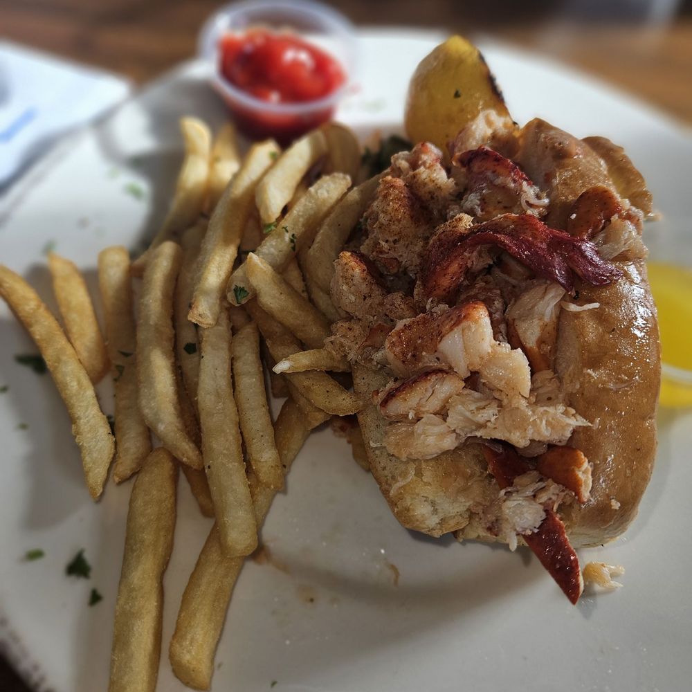 Bluewater Avalon - Lobster Roll - Seafood Near Me - Avalon, California Bluewater Avalon - Lobster Roll - Seafood Near Me - Avalon, California