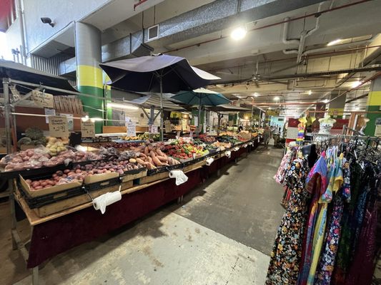 Rusty's Markets by null