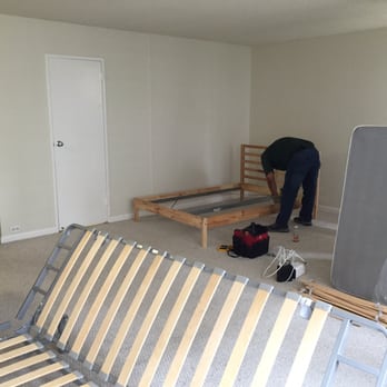 Mover Man Moving Services - Assemble the bed. - Movers Near Me - Daly City, California