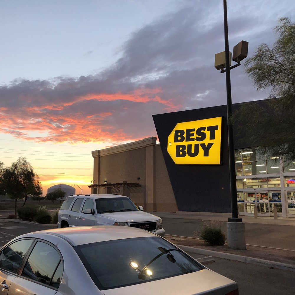 Best Buy El Centro - The sunset casting a glow on Best Buy. - Electronics Near Me - El Centro, California