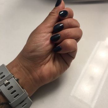 Daisy Nail - Nail Salons Near Me - Minneapolis, Minnesota