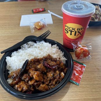 Pick Up Stix Fresh Asian Flavors - REGULAR DRINK SIDE OF WHITE RICE KUNG PAO CHICKEN - Asian Fusion Near Me - Glendora, California Pick Up Stix Fresh Asian Flavors - REGULAR DRINK SIDE OF WHITE RICE KUNG PAO CHICKEN - Asian Fusion Near Me - Glendora, California