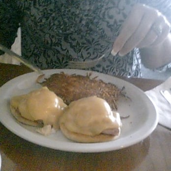 Pop's Cafe - Eggs Benedict - Breakfast & Brunch Near Me - Downey, California Pop's Cafe - Eggs Benedict - Breakfast & Brunch Near Me - Downey, California