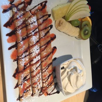 The Hen and Hog Cafe - Breakfast & Brunch Near Me - Courtenay, British Columbia