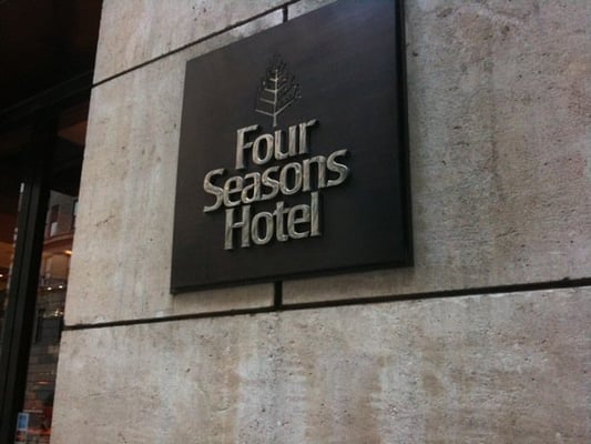 Four Seasons Hotel New York by null