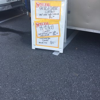 4 Trees Smokehouse - Specials of the day - Barbeque Near Me - Middleburg, Florida 4 Trees Smokehouse - Specials of the day - Barbeque Near Me - Middleburg, Florida