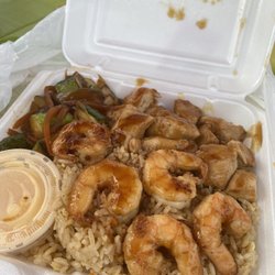 Oishi Hibachi on Wheels - Chicken and shrimp hibachi