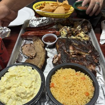Cristo Rey Restaurant & Bakery - Small Family Dinner - Salvadoran Near Me - Dickinson, Texas Cristo Rey Restaurant & Bakery - Small Family Dinner - Salvadoran Near Me - Dickinson, Texas