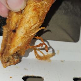 3 out of 6 flats have strands coming from them.