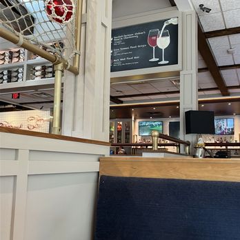Red Lobster - American Near Me - North Las Vegas, Nevada