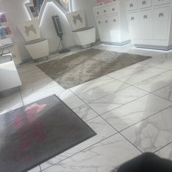 Brazilian Wax and Spa by Claudia - Lobby
