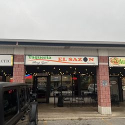 Taqueria El Sazon - Front of Restaurant