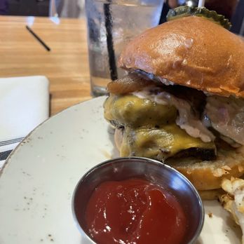 Cork & Pig Tavern - Wagyu Smash Burger - New American Near Me - Abilene, Texas Cork & Pig Tavern - Wagyu Smash Burger - New American Near Me - Abilene, Texas