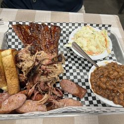 The Hub - Three meat bbq combo