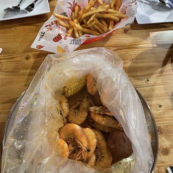 Hook & Reel Cajun Seafood & Bar - Seafood Near Me - Sacramento, California Hook & Reel Cajun Seafood & Bar - Seafood Near Me - Sacramento, California