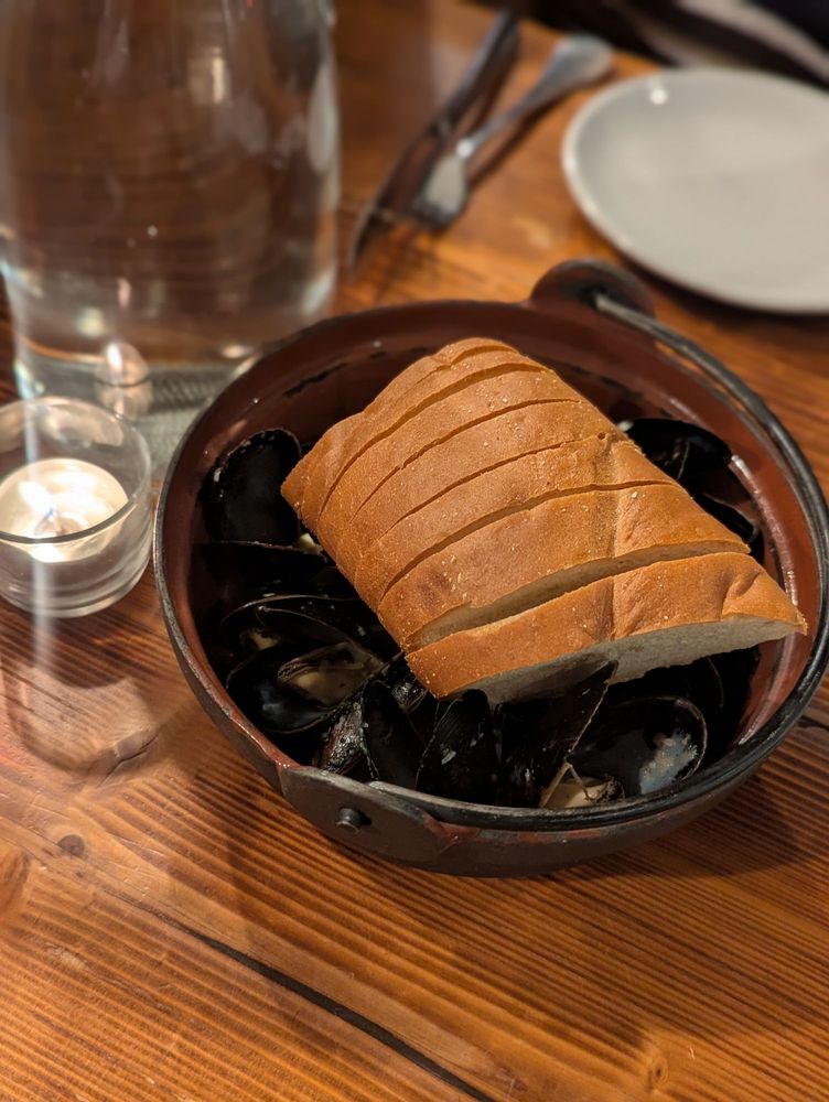 Social spots from Wild Roots