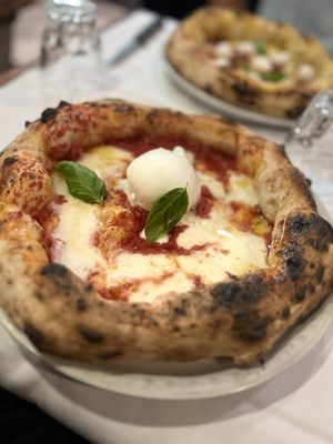 Piccolo Buco (NO PRENOTAZIONI-NO RESERVATIONS) by null