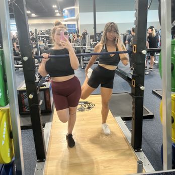 EōS Fitness - Gyms Near Me - Winchester, California EōS Fitness - Gyms Near Me - Winchester, California