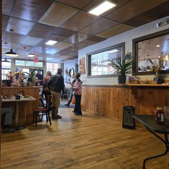 Main Street Café - Coffee & Tea Near Me - Stockbridge, Massachusetts