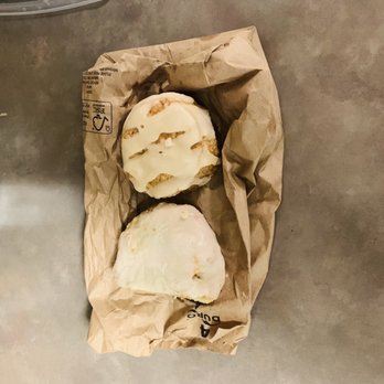 Lorca - Blueberry scones and London fog scones. - Coffee & Tea Near Me - Stamford, Connecticut Lorca - Blueberry scones and London fog scones. - Coffee & Tea Near Me - Stamford, Connecticut