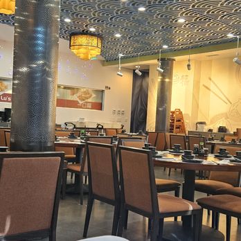 Mama Lu's Dumpling House - Dining Area - Shanghainese Near Me - Arcadia, California
