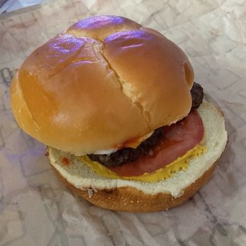 Wendy's - Dave's single no onion no lettuce no pickle - Burgers Near Me - Madison, Alabama Wendy's - Dave's single no onion no lettuce no pickle - Burgers Near Me - Madison, Alabama