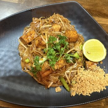 Sip Saam Thai - Vegan Pad Thai - Thai Near Me - Austin, Texas