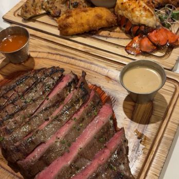 Slabz Bar & Grill - Ultimate Feast - Steakhouses Near Me - Marquette, Michigan Slabz Bar & Grill - Ultimate Feast - Steakhouses Near Me - Marquette, Michigan