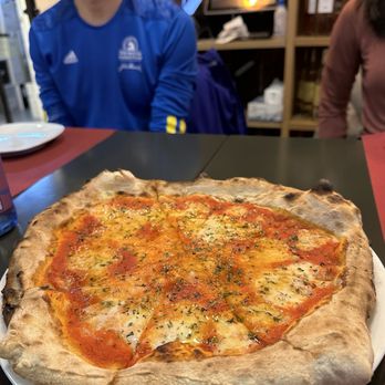 Via Napoli - Margherita pizza - Pizza Near Me - Barcelona, B