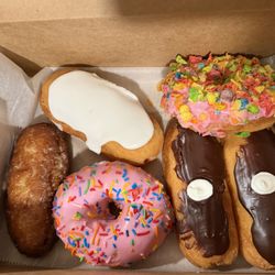 Holtmans Doughnut Shop