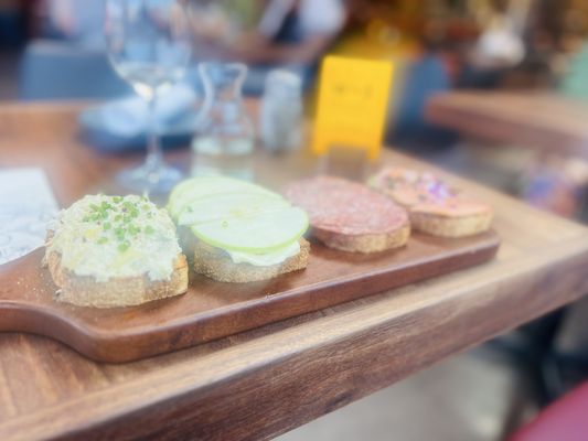 Postino Bryker Woods by null